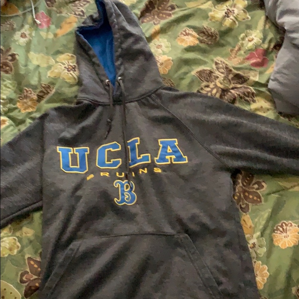 UCLA bruins hoodie